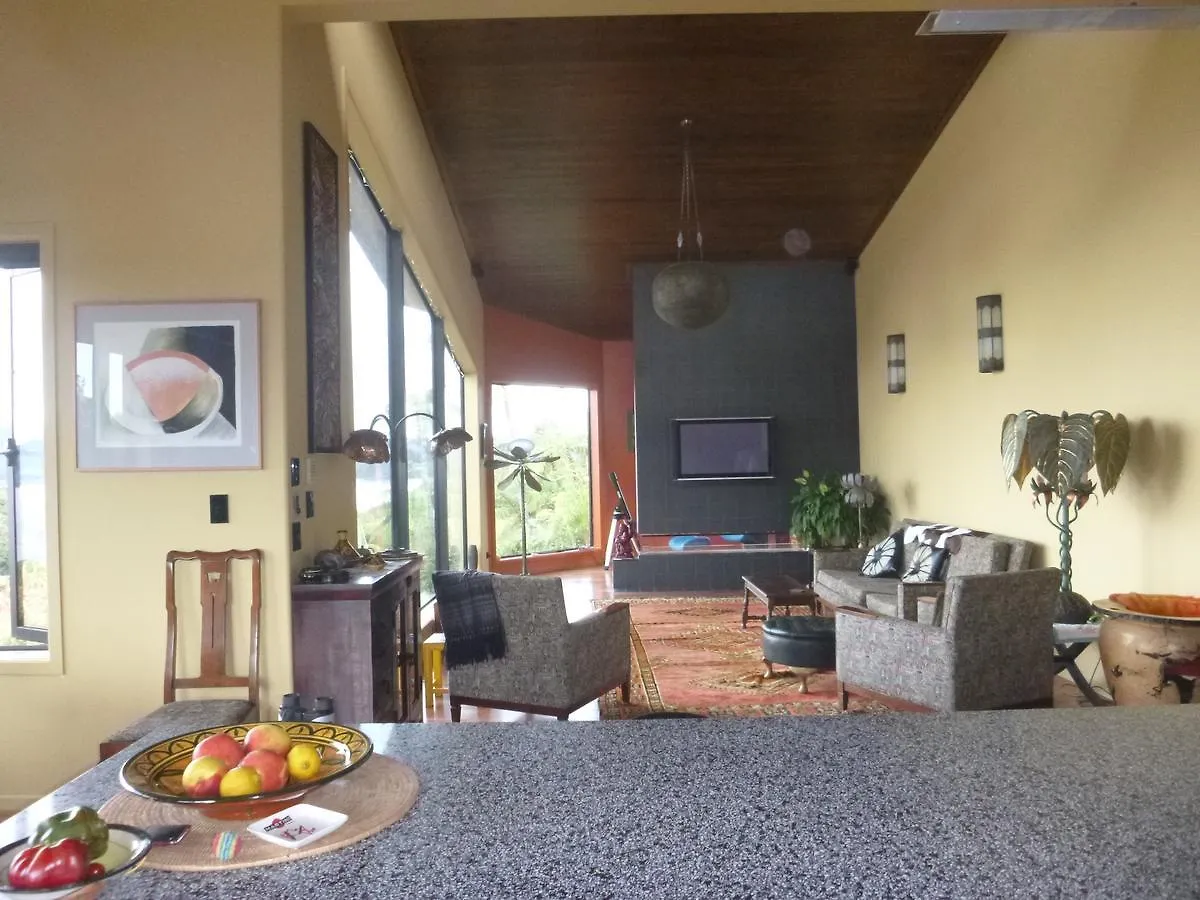 Athena Lakeside Bed & Breakfast Rotorua