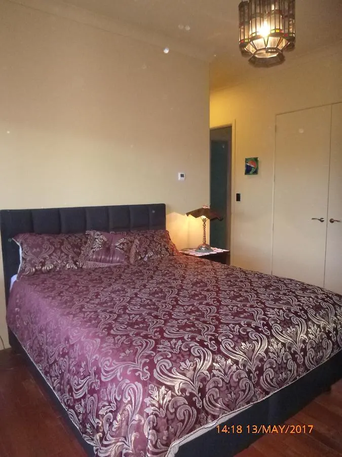 Athena Lakeside Bed & Breakfast Rotorua